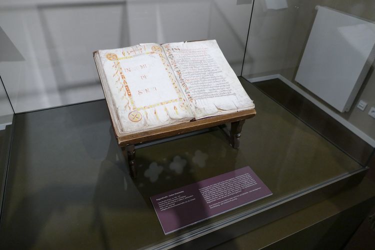 Faksimile des Ragyndrudis-Codex - Leihgabe aus dem Dommuseum Fulda